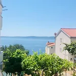 Dani Sea&pool Appartamento *