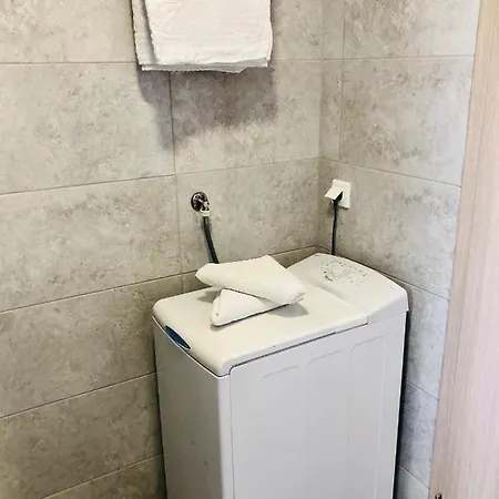 アパート Dani Sea & Pool