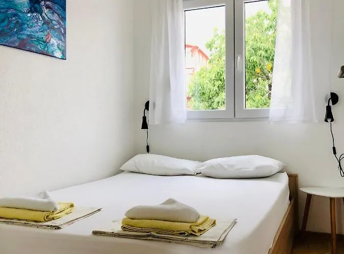 Dani Sea & Pool Διαμέρισμα Τρογκίρ