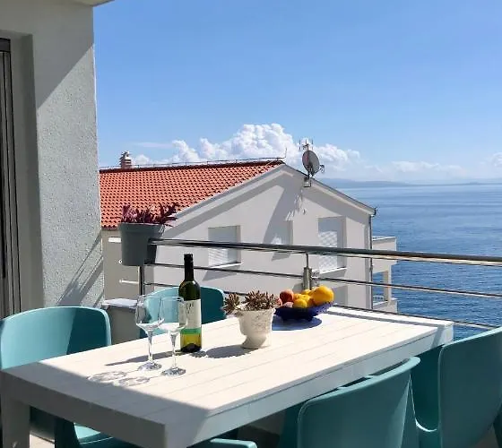 Διαμέρισμα Dani Sea & Pool Τρογκίρ