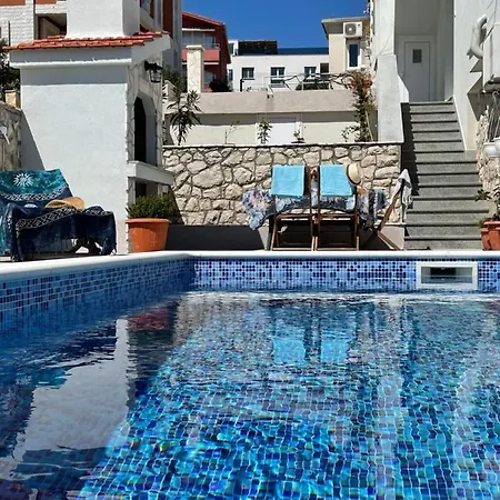Dani Sea & Pool Apartman *