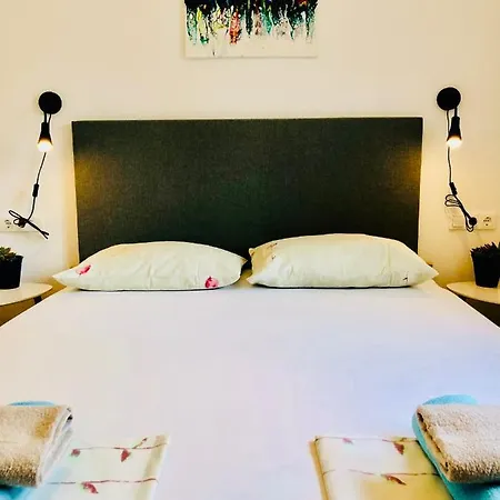 Dani Sea & Pool Apartman