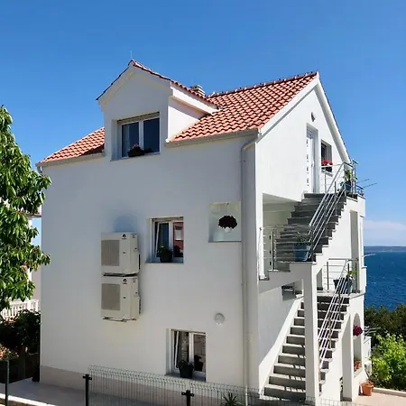 Dani Sea & Pool Apartman *